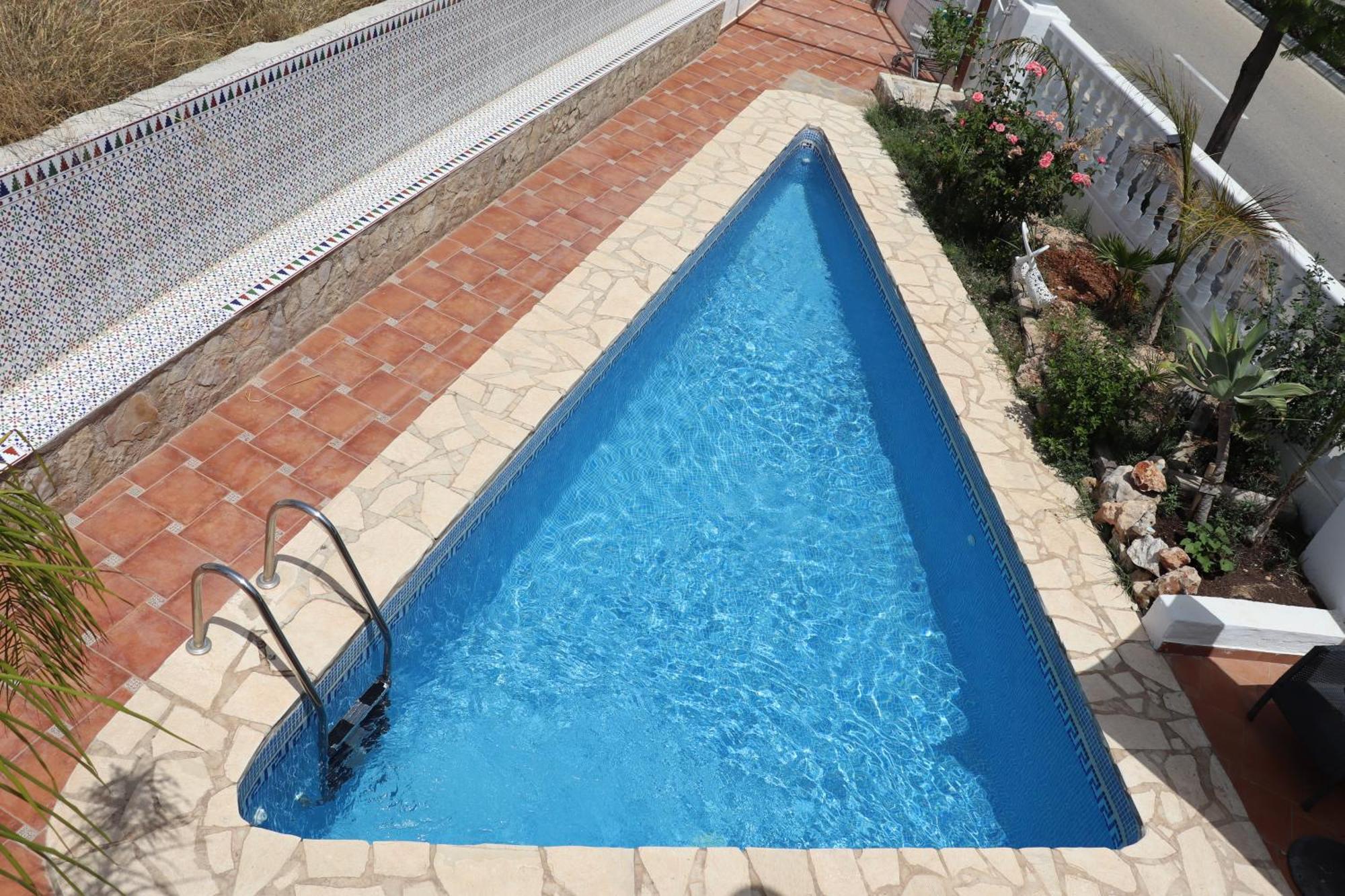 Hostal La Paloma II กัลเป ภายนอก รูปภาพ